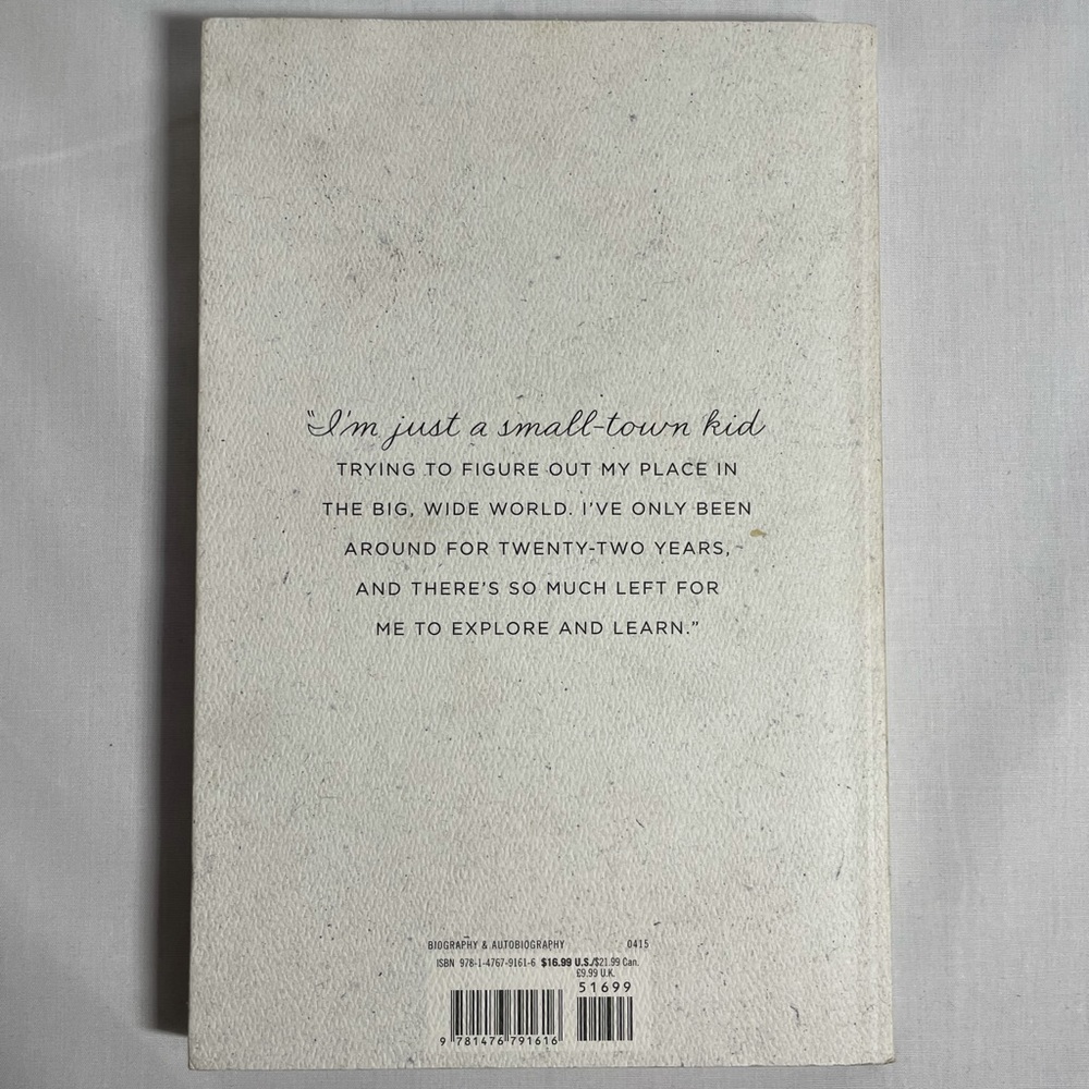 Books - Picture 9 of 15